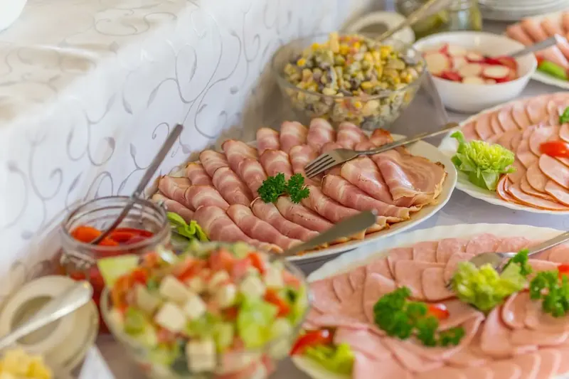 Śniadanie w formie bufetu